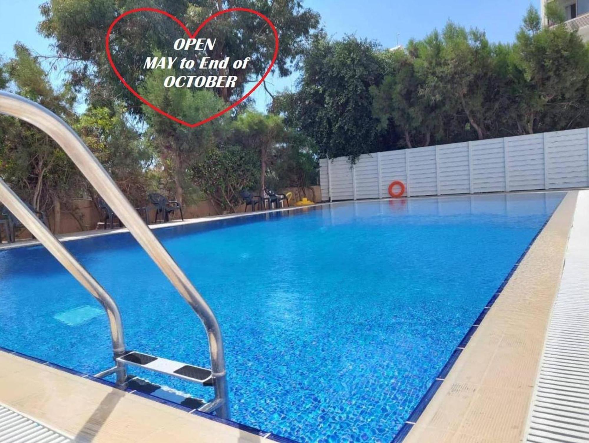 Lazuli Beach & Pool Apartment 501 拉纳卡 外观 照片