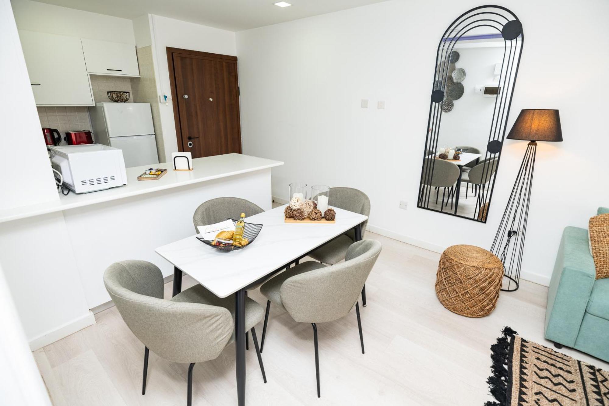 Lazuli Beach & Pool Apartment 501 拉纳卡 外观 照片