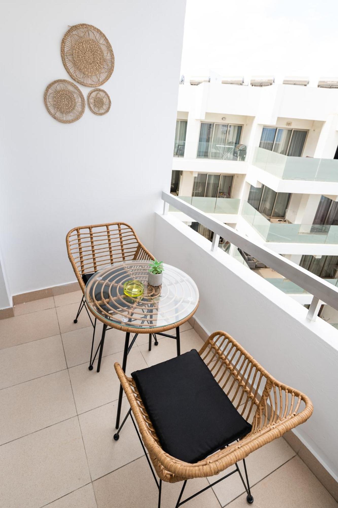 Lazuli Beach & Pool Apartment 501 拉纳卡 外观 照片